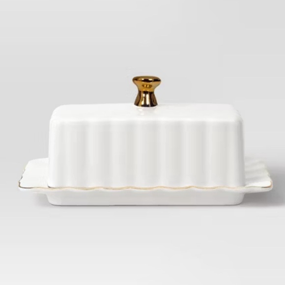 🌴Classy Threshold White and Gold Ribbed Stoneware Butter Dish - Picture 10 of 13